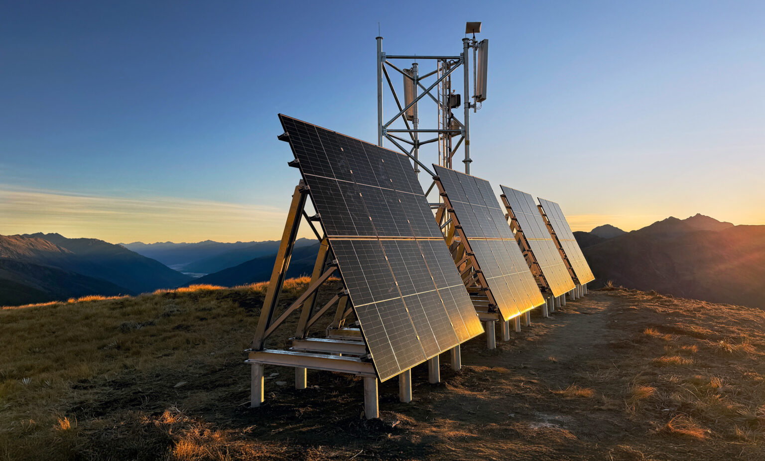 Contact Us | National Infrastructure Funding and Financing | New Zealand